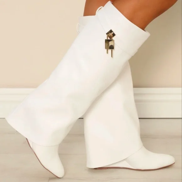 Big City Dreams Boots - White - Picture 3 of 5